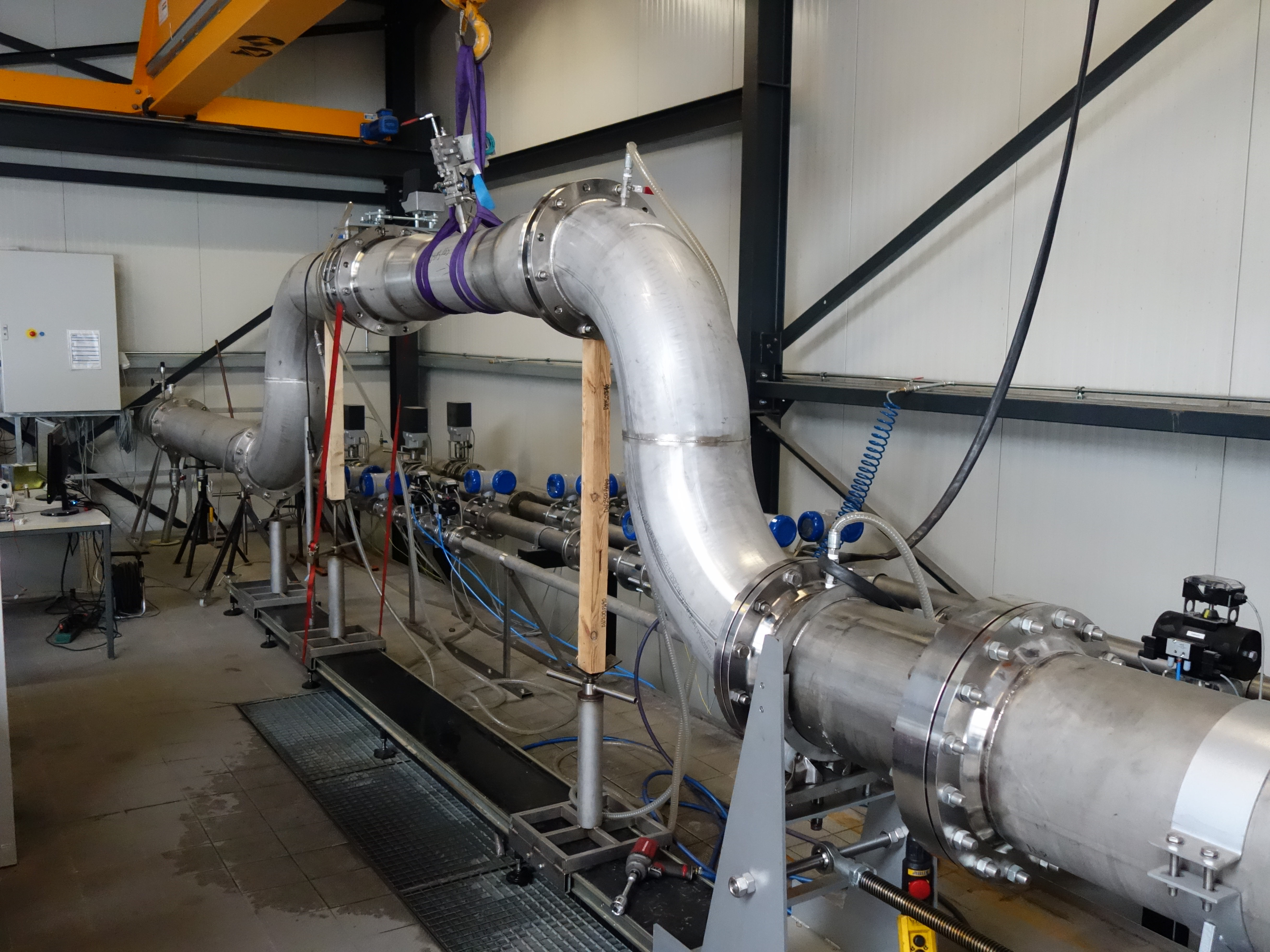 Spool Sections with a diameter DN 250 (10”) plus DP transmitter including inlet and outlet disturbances